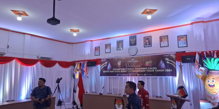 Foto: DIAN/MATA KALTENG - Suasana ruang pendaftaran kandidat Pilkada di KPU Kotim.