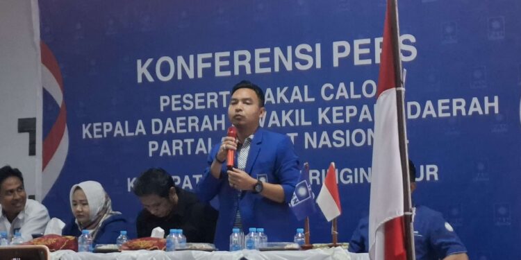 Foto: DIAN/MATA KALTENG - Konferensi pers bakal calon bupati dan wakil bupati Kotim Muhammad Rudini Darwan Ali dan Paisal Darmasing, 28 Agustus 2024.