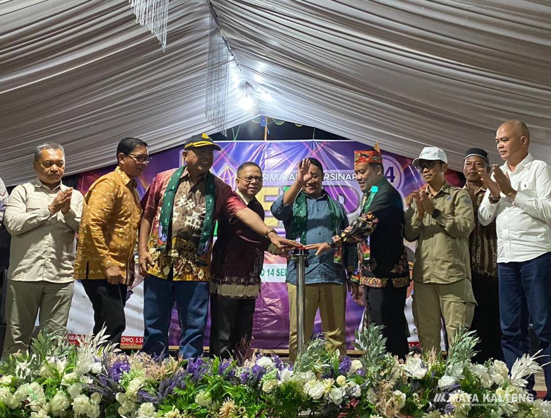 Wagub Kalteng Buka Permataku Bersinar Expo 2024 di Sukamara