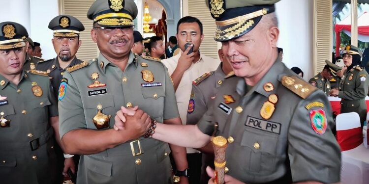 Kasat Pol PP Kalteng Baru I Sangkai (kanan.red)