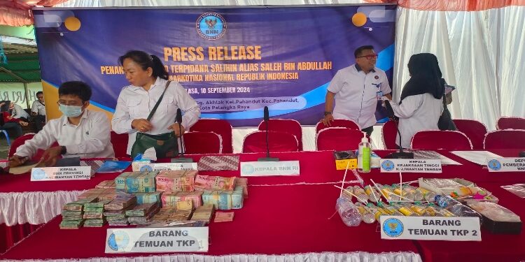 FOTO: IST/MATAKALTENG - Sejumlah barang bukti dari penangkapan Saleh cs yang berhasil diamankan BNN.