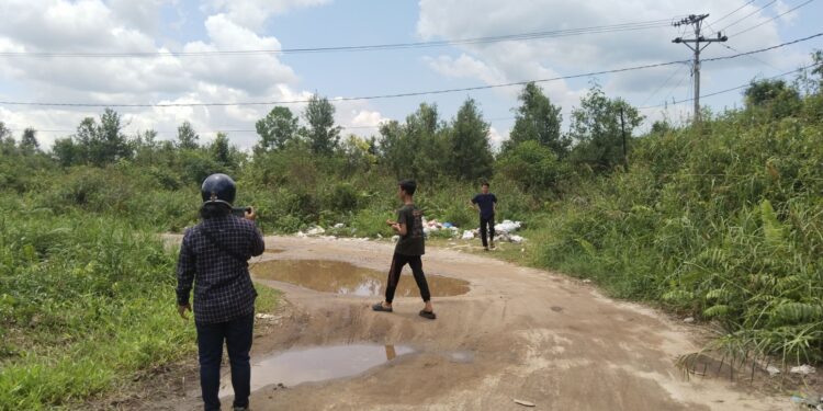 FOTO: AGUS/MATA KALTENG - Lokasi Jalan WMP TKP begal korbannya ibu-ibu penjual sayur.