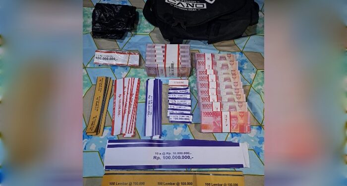 FOTO: MATAKALTENG - Barang bukti uang palsu yang berhasil diamankan Bareskrim Polri.
