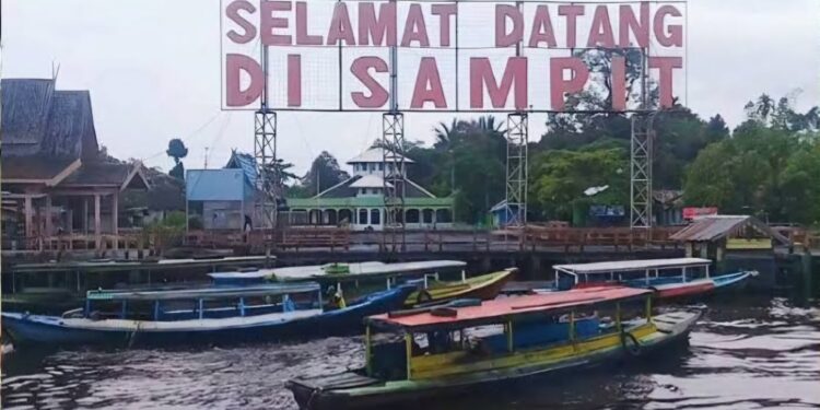 Foto: IST/MATA KALTENG - Dermaga yang berada di kecamatan Seranau, mentaya seberang.