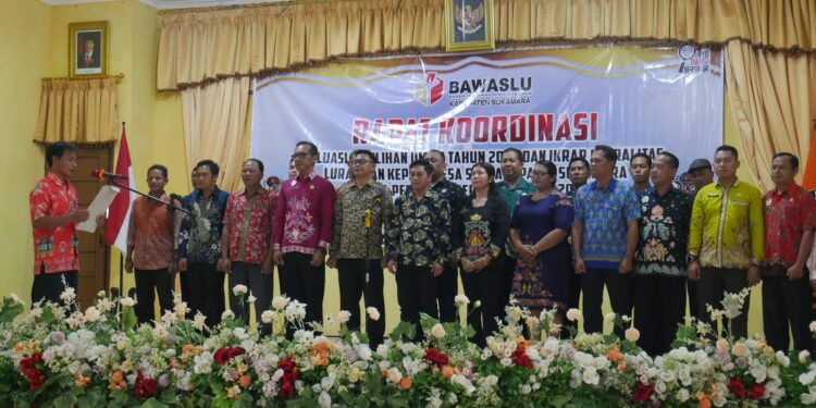 FOTO AKH MATA KALTENG - Deklarasi Netralitas Kades Lurah se-kabupaten Sukamara.