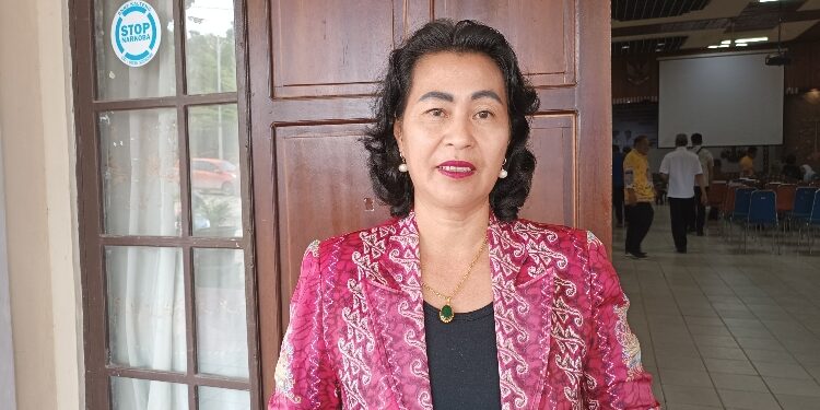 Anggota DPRD Kabupaten Gumas, Rayaniatie Djangkan.