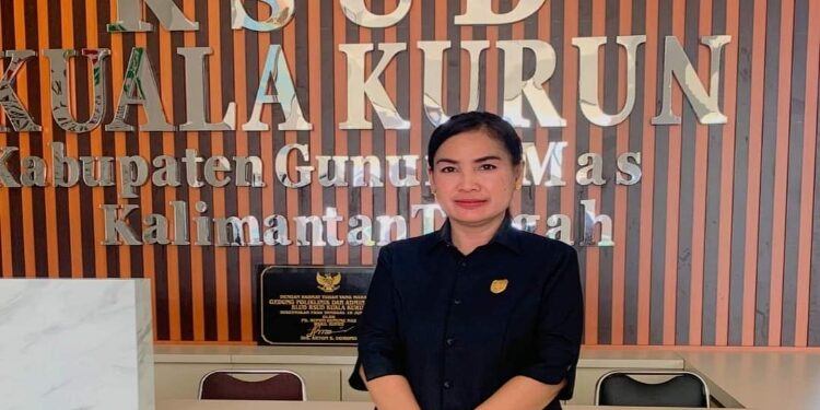 Anggota DPRD Gumas, Elvi Esi.