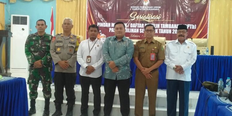 Foto: MATAKALTENG - Pj Sekda Sukamara bersama Komisioner KPU Sukamara dan Forkompinda.