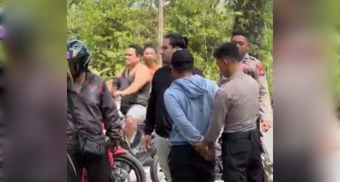FOTO: IST/MATAKALTENG - Pelaku pencurian motor saat diamankan oleh pihak kepolisian Polres Kotim. Jumat, 11 Oktober 2024.