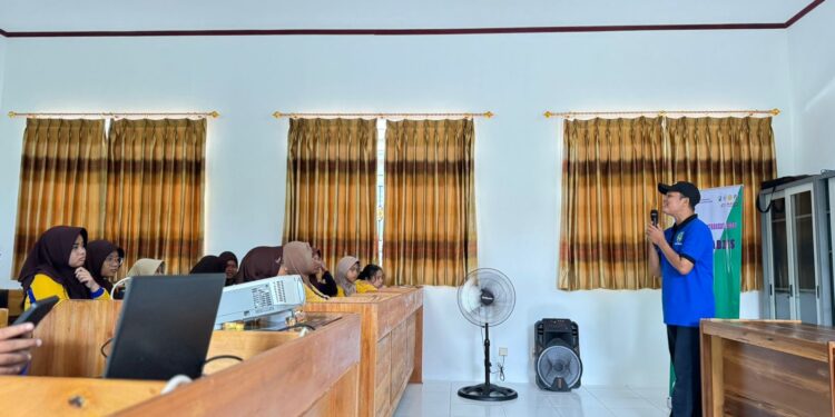 Foto : AKH/MATA KALTENG - Sosialisasi KIE yang digelar Diskeptan Sukamara.