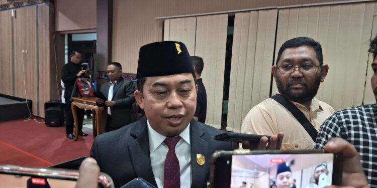 Foto: MATA KALTENG - Ketua DPRD Kotim, Rimbun.