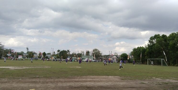 FOTO: MATAKALTENG- Turnamen sepakbola yang diada</sktoapa waktu lalu.=