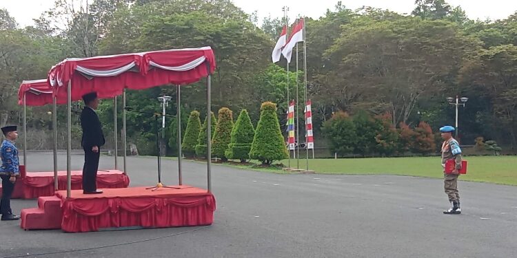 FOTO: ANR/MATAKALTENG - Pj Bupati Katingan Sutoyo, saat pimpin upacara Peringatan Hari Kesaktian Pancasila Lingkup Pemerintah Kabupaten Katingan. 