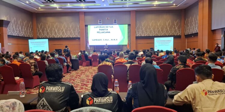 Foto: DIAN/MATA KALTENG - Rapat koordinasi penanganan pelanggaran netralitas ASN, Lurah dan Kepala Desa pada Pemilu 2024, 24 Oktober 2024.