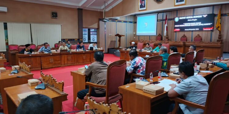 Foto: DIAN/MATA KALTENG - RDP pembahaaan revitalisasi PPM, 7 November 2024.