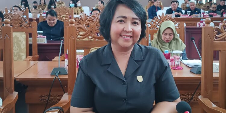 FOTO: MATAKALTENG - Ketua Komisi III DPRD Kabupaten Gumas Iceu Purnamasari.