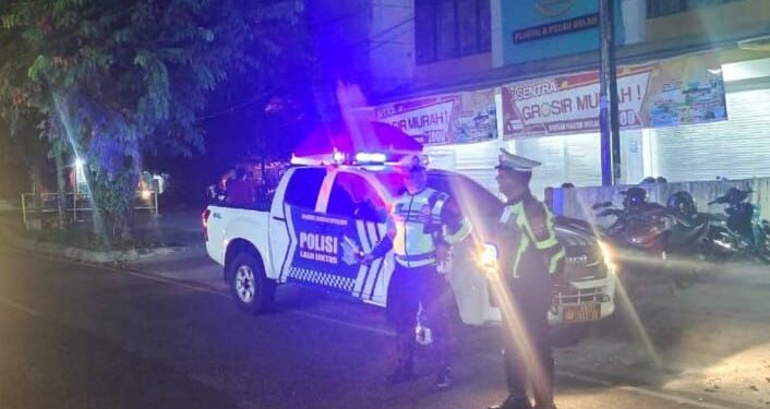 FOTO: MATAKALTENG - Personel Satlantas Polresta Palangka Raya pada saar patroli di kawasan rawan terjadinya balapan liar.