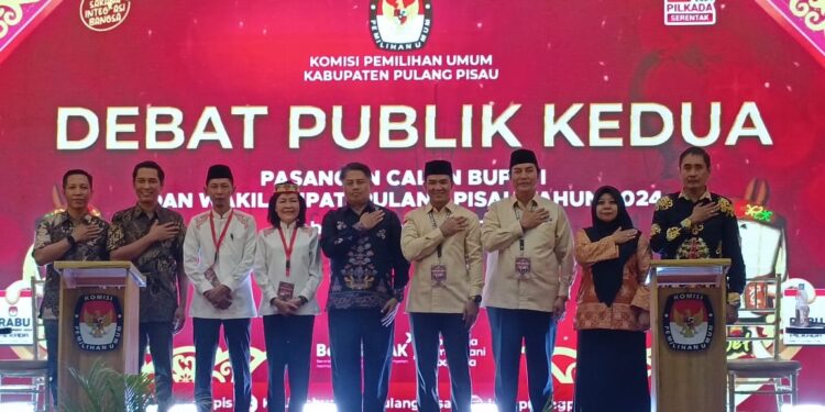 FOTO : AND/MATAKALTENG - Debat publik sesi kedua bagi pasangan calon atau paslon Bupati dan Wakil Bupati Kabupaten Pulang Pisau 2024, Rabu, 13 November 2024.