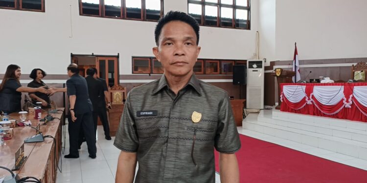 Wakil Ketua II DPRD Gumas, Espriadi.