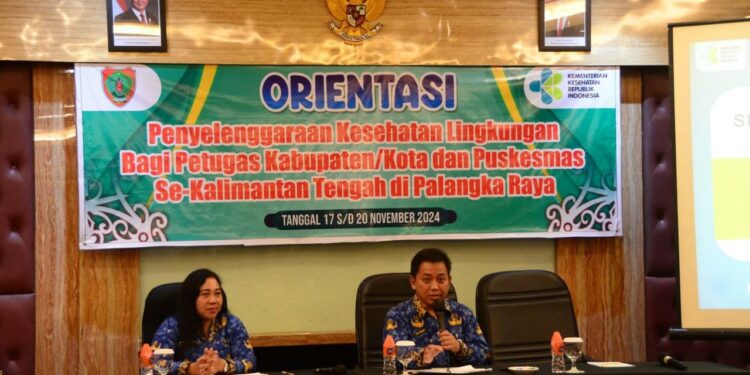 Foto: MATAKALTENG - Kabid Kesmas Fery Iriawan saat menyampaikan arahan Kepala Dinas Kesehatan.
