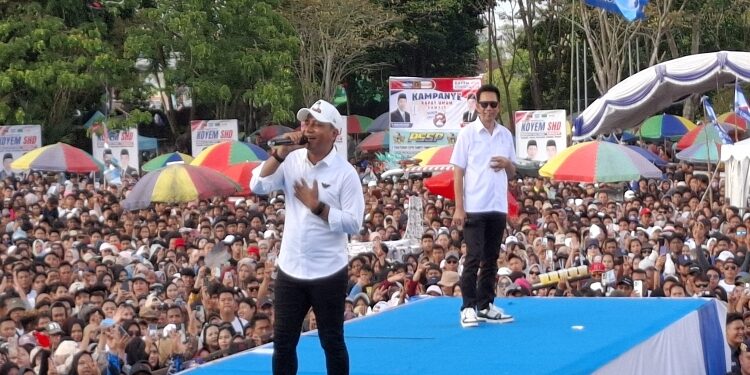 FOTO: DIAN/MATA KALTENG - Suasana kampanye akbar Nadalsyah-Supian Hadi di Kota Sampit, Kamis 21 November 2024.