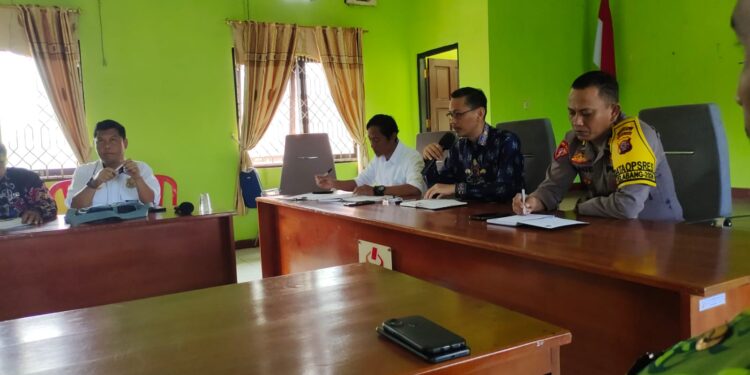 Foto: IST/MATA KALTENG - Rakor persiapan penertipan APK di Kotim, 21 November 2024.