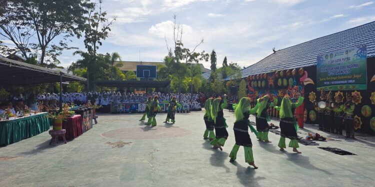 Foto: DIAN/MATA KALTENG - Kegiatan gelar karya P5P2RA di MTSN 1 Kotim, 26 November 2024.