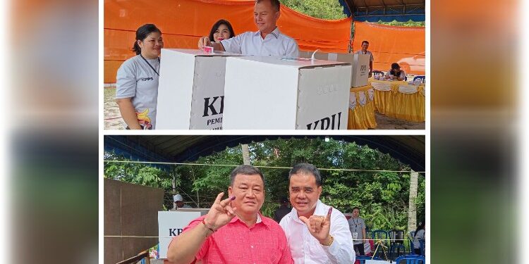 FOTO : SID/MATA KALTENG - Calon Bupati Gumas nomor urut 1 Jaya Samaya Monong ketika mencoblos di TPS 15. Sedangkan paslon 02 Kusnadi B Halijam dan Daldin mencoblos di TPS 16, Kelurahan Kuala Kurun, Kecamatan Kurun, Rabu, 27 November 2024.
