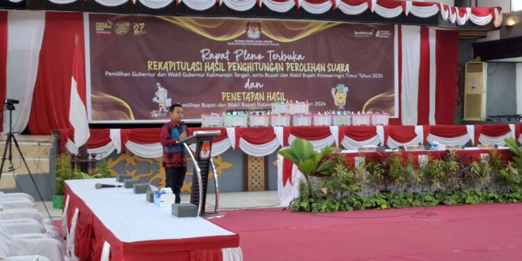 Foto: DIAN/MATA KALTENG - Pembukaan rapat pleno terbuka rekapitulasi hasil penghitungan perolehan suara Pilkada 2024 tingkat Kabupaten Kotim, 4 Desember 2024.