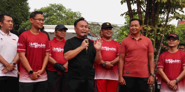 FOTO: MATAKALTENG - Gubernur Kalteng, Sugianto Sabran saat mengikuti kegiatan Itah Hadari bersama OJK Kalteng, beberapa waktu lalu.