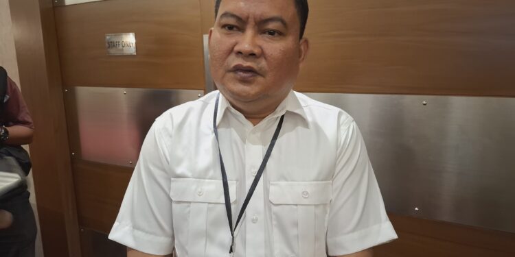 Foto: MATAKALTENG - Ketua Tim Hukum Agustiar - Edy , Bias Layar.