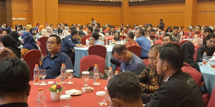 Foto: DIAN/MATA KALTENG - Optimalisasi data pokok pendidikan jenjang SMP tahun 2024, di Aquarius Boutique Hotel, 7 Desember 2024.