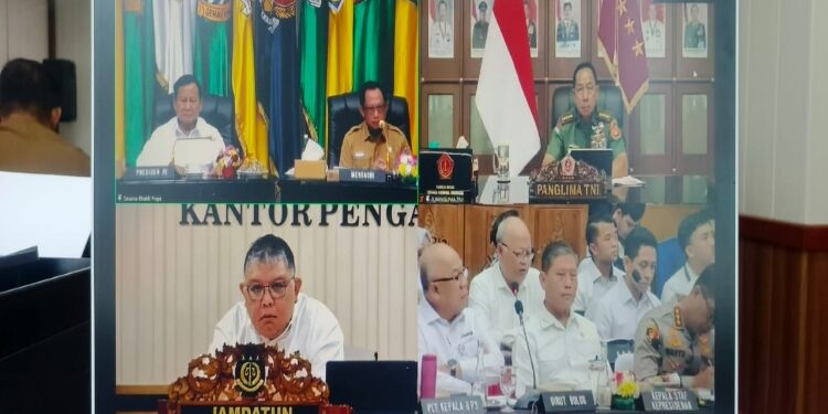 FOTO: IST/MATAKALTENG - Wakil Gubernur (Wagub) Kalteng H. Edy Pratowo hadiri Rapat Koordinasi (Rakor) terkait dengan pembahasan langkah konkrit pengendalian Inflasi di daerah yang dilaksanakan secara virtual bersama Kementerian Dalam Negeri (Kemendagri) di Ruang Rapat Bajakah, Senin 9 Desember 2024.