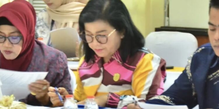 Foto: MATA KALTENG - Anggota DPRD Kotim Rinie Anderson.