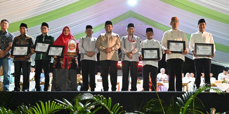 Foto: MATAKALTENG - MTQH XXXII Tingkat Provinsi Kalteng Resmi Ditutup.
