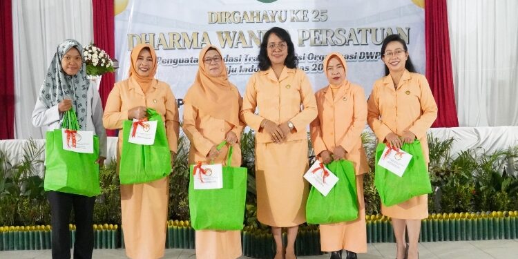 FOTO: IST/MATAKALTENG - Hari Ulang Tahun ke 25 di Gedung Dharma Wanita, Palangka Raya, Senin 16 Desember 2024.