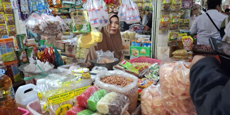 Foto: DIAN/MATA KALTENG - Pedagang di PPM Sampit.