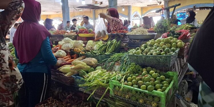 FOTO: DIAN/MATA KALTENG - Suasana pasar di PPM Sampit.