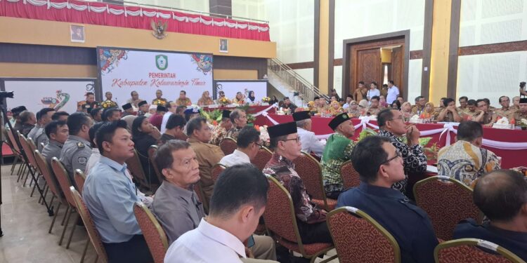 Foto: DIAN/MATA KALTENG - Rapat evaluasi akhir tahun 2024 pemerintah Kotim di Rumah Jabatan Bupati Kotim, 30 Desember 2024.