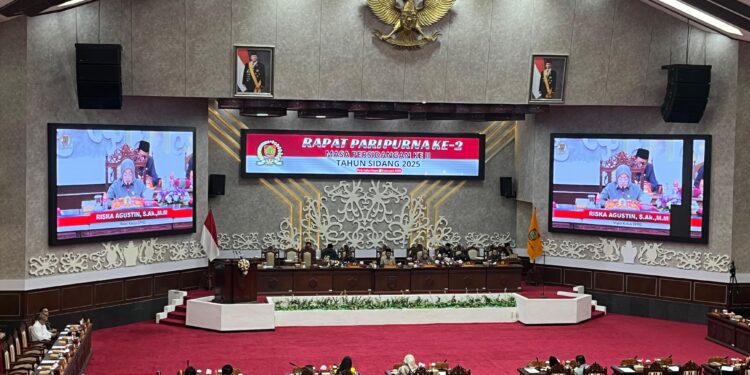 FOTO: IST/MATAKALTENG - Suasana Rapat Paripurna ke 2, Masa Persidangan II Tahun Sidang 2025 DPRD Kalteng.