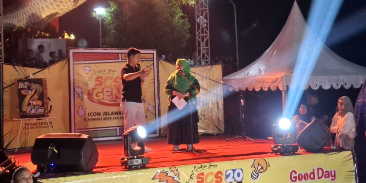 Foto: DIAN/MATA KALTENG - Wakil bupati Kabupaten Kotim Irawati saat menghadiri kegiatan di icon patung Jelawat Sampit.
