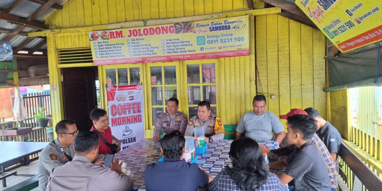 FOTO: IST/MATAKALTENG- Coffee Morning Insan Pers dengan Polsek KPM.