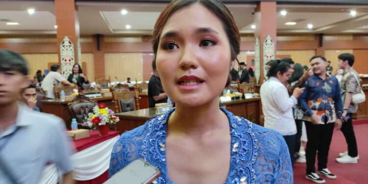 Foto: MATAKALTENG - Anggota Komisi III DPRD Kota Palangka Raya, Debora Holdae Veronika Lesa.