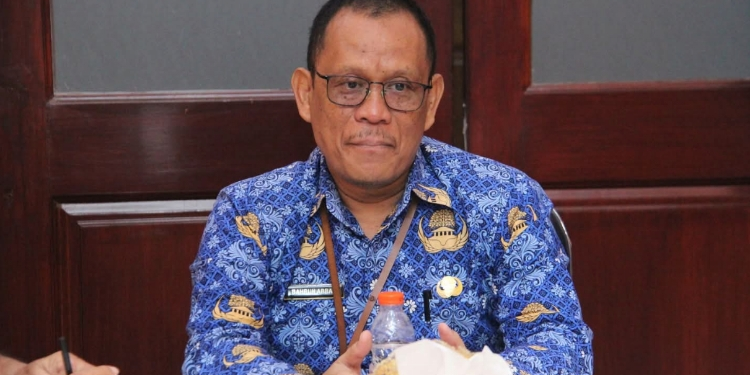 Pj Sekda Seruyan, Bahrun Abbas.
