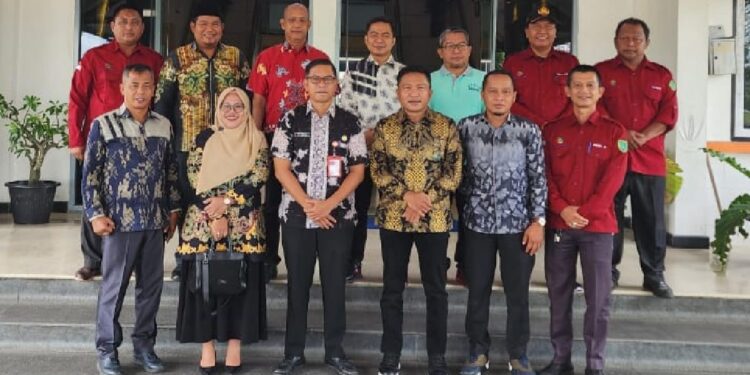 Foto: IST/MATA KALTENG - Kunjungan Komisi III DPRD Kotim ke Sukamara belum lama ini.