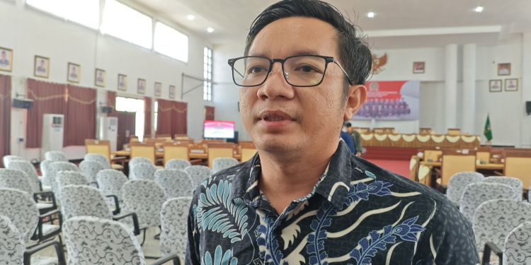 Anggota DPRD Seruyan, Wiwin.