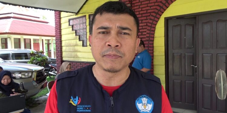 Foto:MATA KALTENG - Kepala Bidang Guru dan Tenaga Kependidikan (GTK) Disdik Kotim Edie Sucipto.