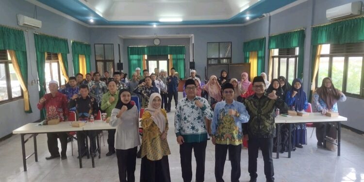 FOTO: DIAN/MATA KALTENG - Diseminasi Program Jaminan Sosial Ketenagakerjaan bagi MI, MTs, dan Pondok Pesantren di Bawah Naungan Kementerian Agama Kabupaten Kotawaringin Timur, Rabu 19 Februari 2025.