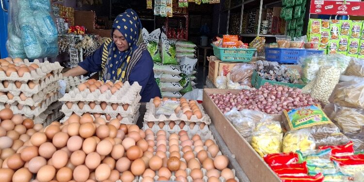 FOTO: DIAN/MATA KALTENG - Pedagang sambako di Pasar Keramat Sampit.