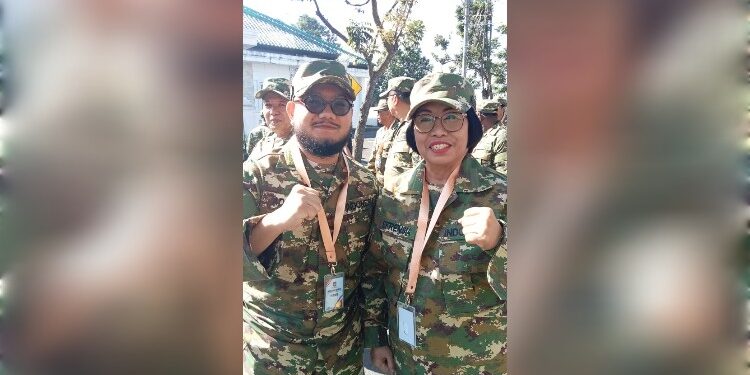 FOTO : PROTOKOL GUMAS/MATA KALTENG - Wakil Bupati Gumas Efrensia LP Umbing dan Wakil Bupati Bartim Adi Mula Nakalelu, ketika akan mengikuti kegiatan retret, di Akmil Magelang, Kamis, 27 Februari 2025.